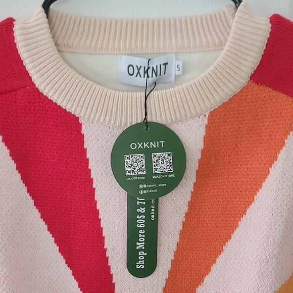 Women's Colorful Sunburst Sweater - Red, Pink, Orange, Yellow - Picture 4 of 4